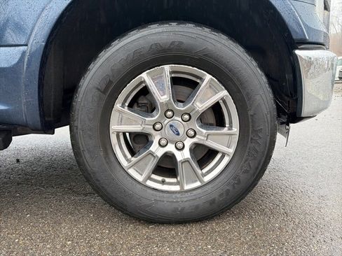 Used 2016 Ford F150 Lariat w/ Equipment Group 502A Luxury image 7