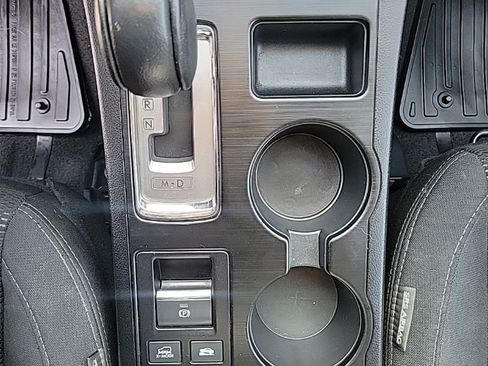 Used 2015 Subaru Outback 2.5i Premium image 19