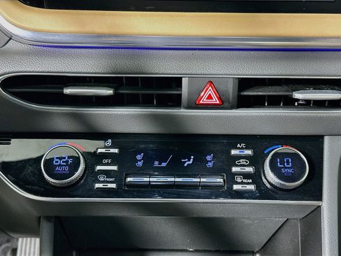 Used 2021 Hyundai Sonata Limited FWD image 24