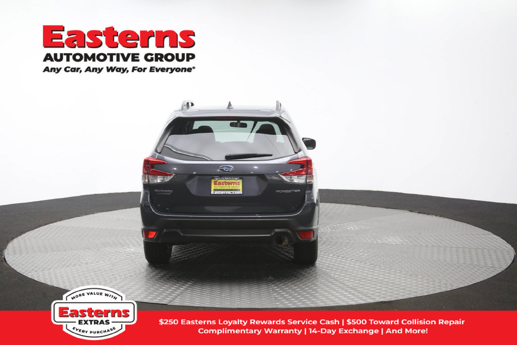 Used 2022 Subaru Forester Premium AWD/4WD image 42