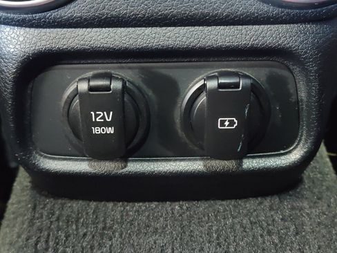 Used 2019 Kia Stinger GT1 RWD image 31
