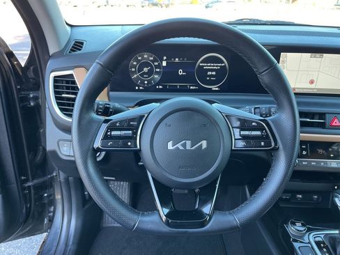 Certified 2024 Kia Seltos SX image 16