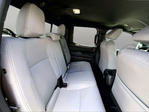 Used 2024 Toyota Tacoma SR5 AWD/4WD image 20