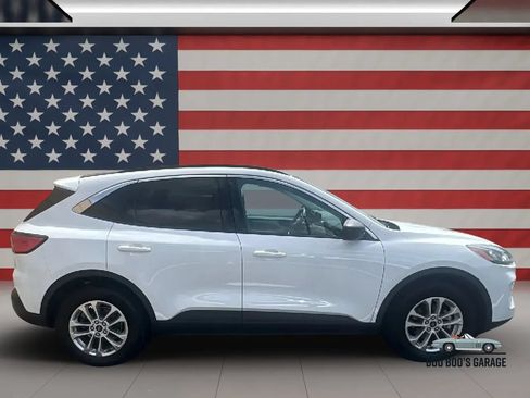 Used 2022 Ford Escape SE AWD/4WD image 7
