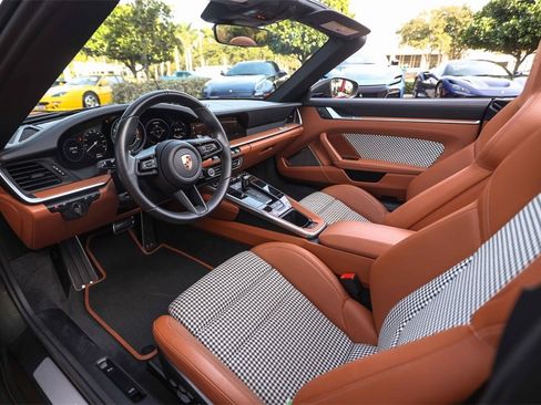 Used 2024 Porsche 911 Turbo S image 34