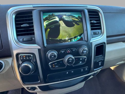 Used 2018 RAM 1500 Big Horn RWD image 17