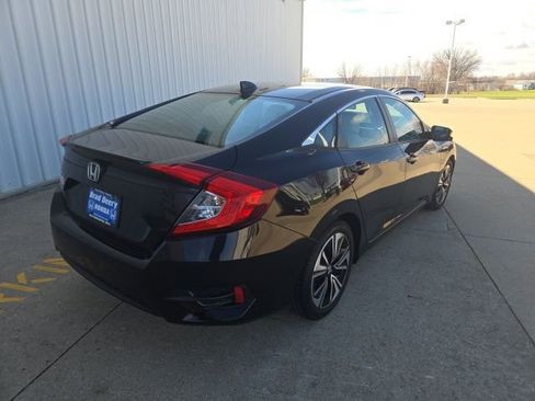 Used 2017 Honda Civic EX-T image 6