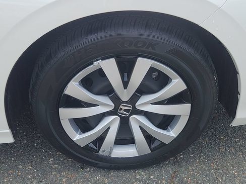 Certified 2025 Honda Civic LX image 10