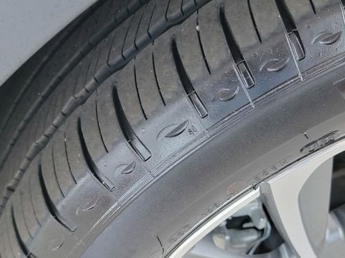 Used 2023 Lincoln Corsair Reserve w/ Equipment Group 201A image 13