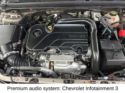 Used 2020 Chevrolet Malibu LT image 18