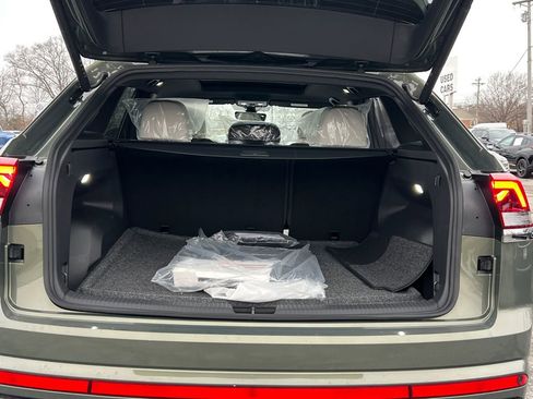 New 2026 Volkswagen Atlas Cross Sport SEL Premium R-Line image 15