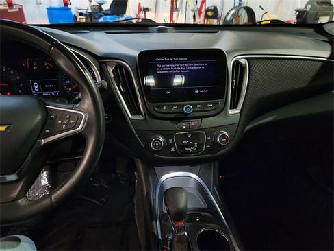 Used 2022 Chevrolet Malibu RS image 16