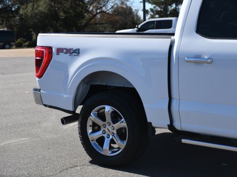 Used 2023 Ford F150 XLT w/ Equipment Group 302A High image 4