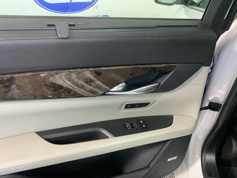 Used 2017 Cadillac CT6 Luxury image 32