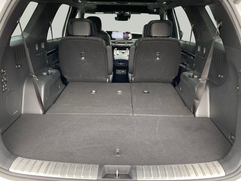 Certified 2025 Hyundai Palisade Calligraphy AWD/4WD image 34