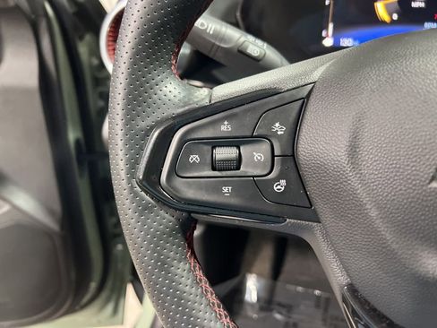 Used 2024 Chevrolet Trax RS FWD image 23