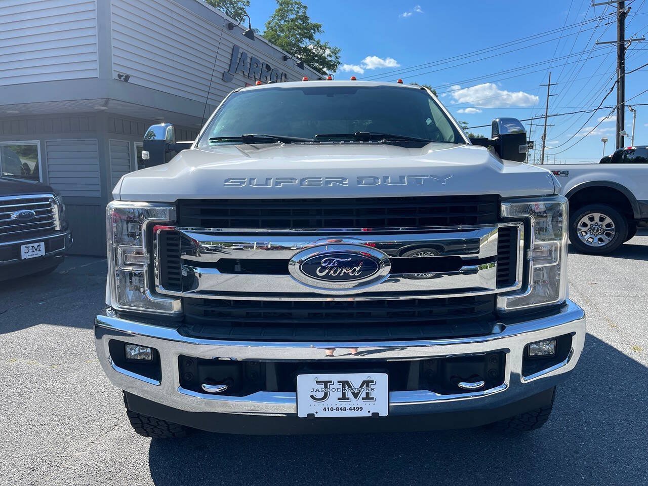 Used 2018 Ford F250 XLT w/ XLT Premium Package AWD/4WD image 2
