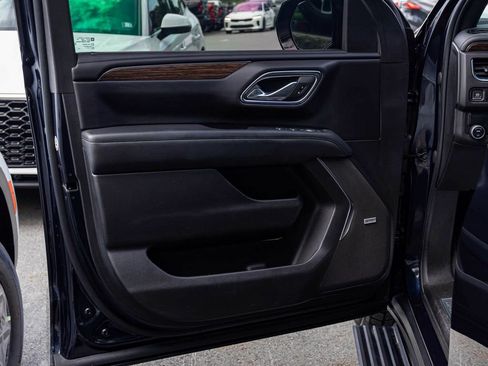 Used 2023 Chevrolet Tahoe High Country RWD image 11