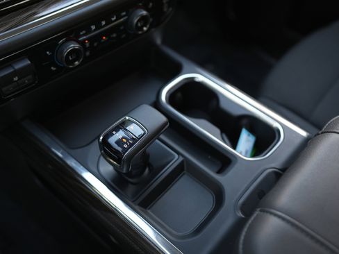 Used 2024 Chevrolet Silverado 1500 RST image 14