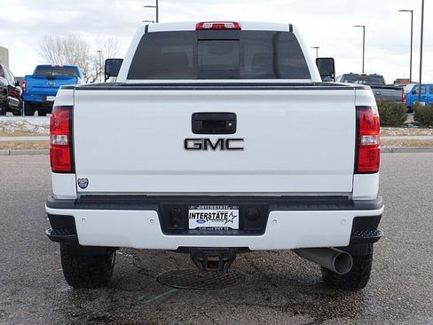 Used 2017 GMC Sierra 3500 Denali w/ Duramax Plus Package image 4