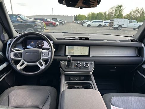 Used 2020 Land Rover Defender 110 SE AWD/4WD image 9