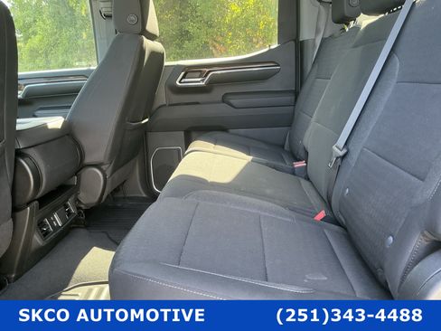 Used 2023 Chevrolet Silverado 1500 LT AWD/4WD image 14