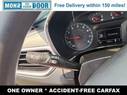 Used 2021 Chevrolet Equinox LS FWD image 16