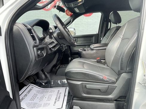 Used 2021 RAM 3500 Tradesman w/ Chrome Appearance Group image 12