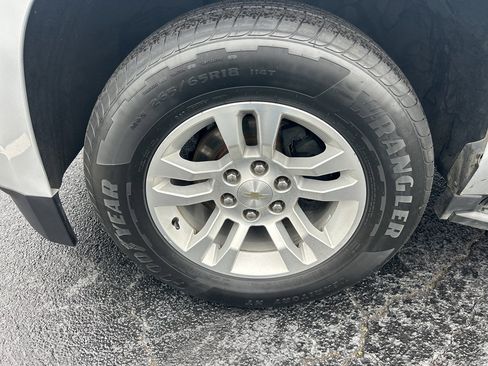 Used 2020 Chevrolet Tahoe LT image 38