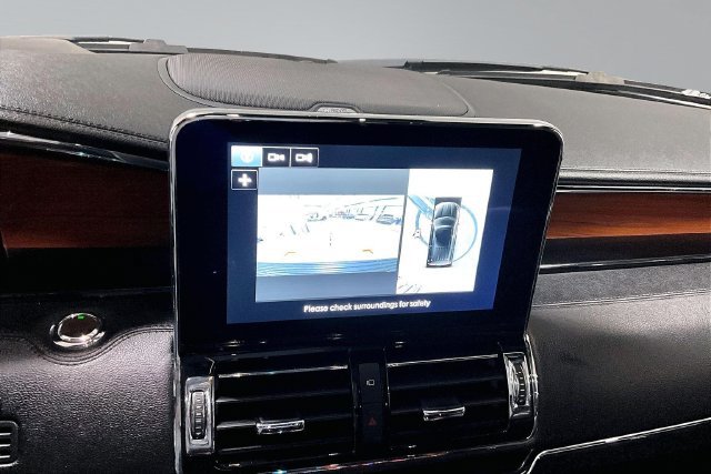 Used 2018 Lincoln Navigator Reserve w/ Technology Package AWD/4WD image 14