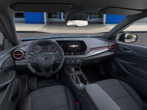New 2026 Chevrolet Trax RS image 15