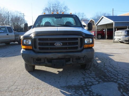 Used 2000 Ford F350 XL image 3
