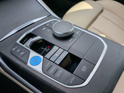 Used 2023 BMW i4 eDrive35 w/ Premium Package RWD image 22