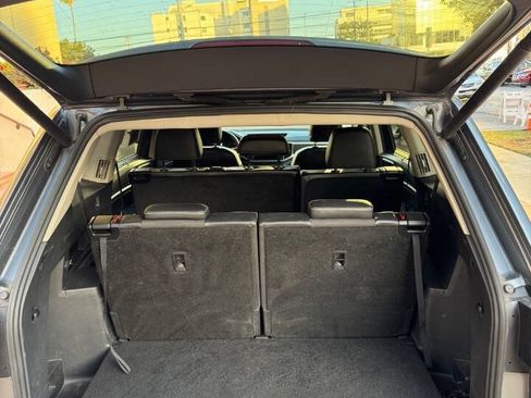 Used 2019 Volkswagen Atlas SE FWD image 18