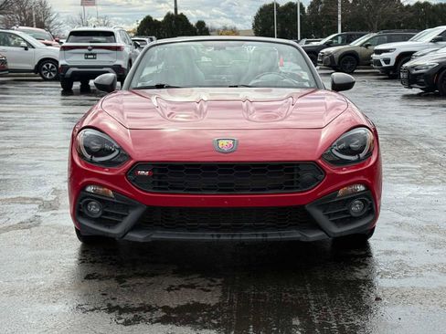 Used 2018 FIAT 124 Spider Abarth w/ Visibility Group image 3