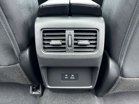 Used 2023 Nissan Rogue SV w/ SV Premium B Package AWD/4WD image 19
