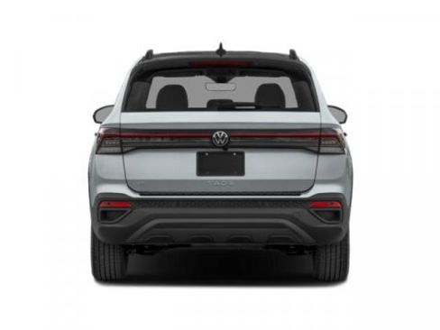 Used 2025 Volkswagen Taos SE image 5