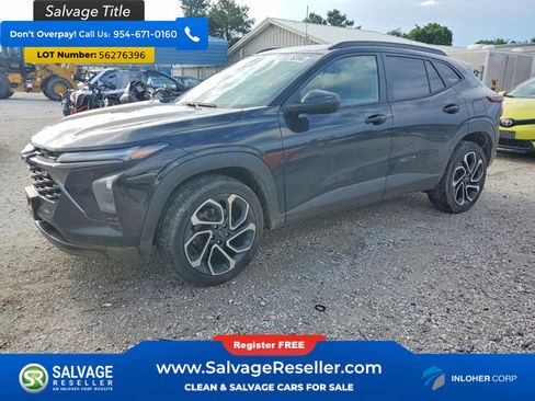 Used 2025 Chevrolet Trax RS w/ Driver Confidence Package FWD image 1
