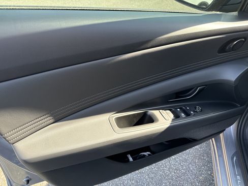 New 2026 Hyundai Elantra Sport image 7