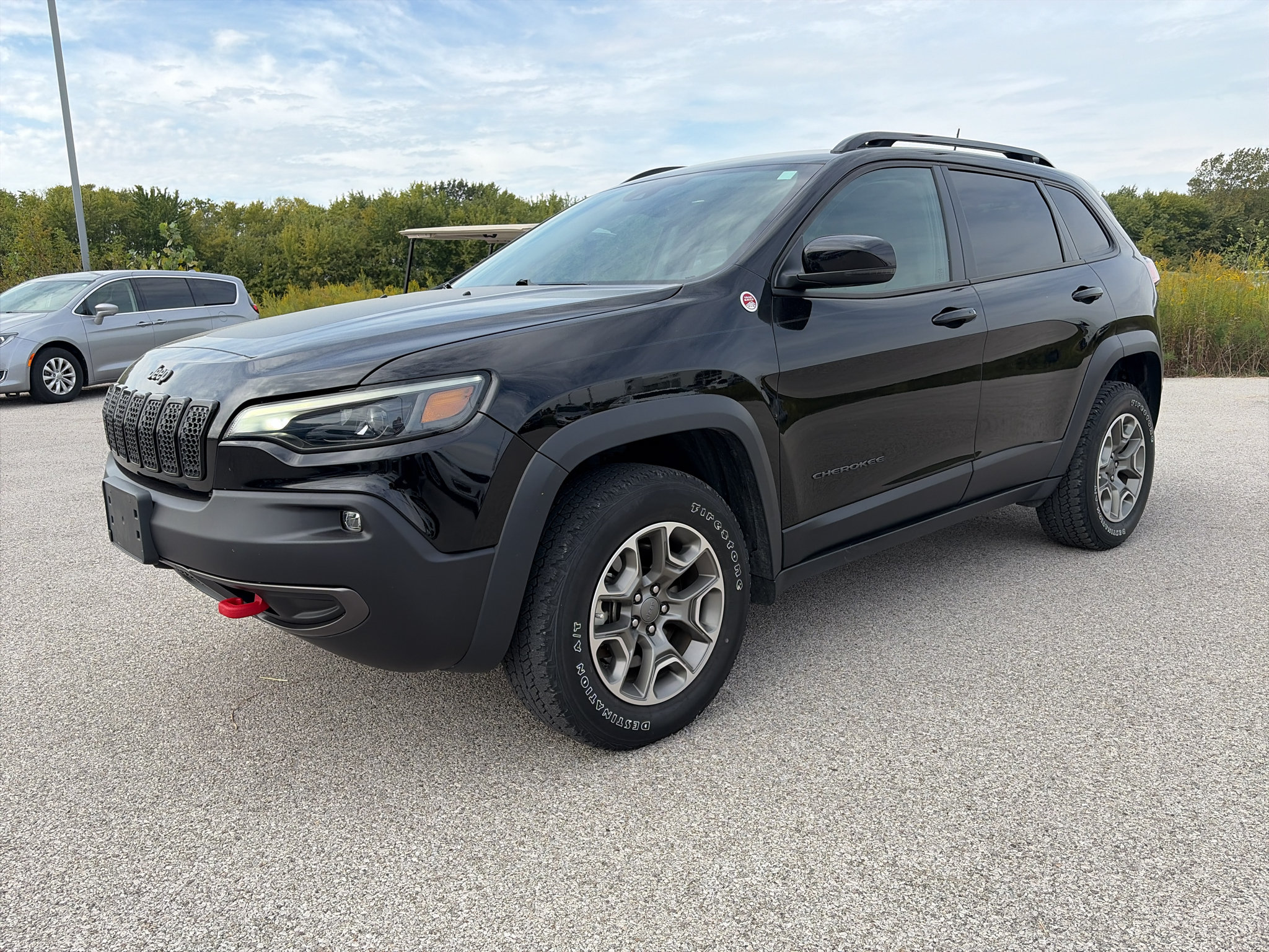 Used 2022 Jeep Cherokee Trailhawk w/ Technology Group B AWD/4WD image 7