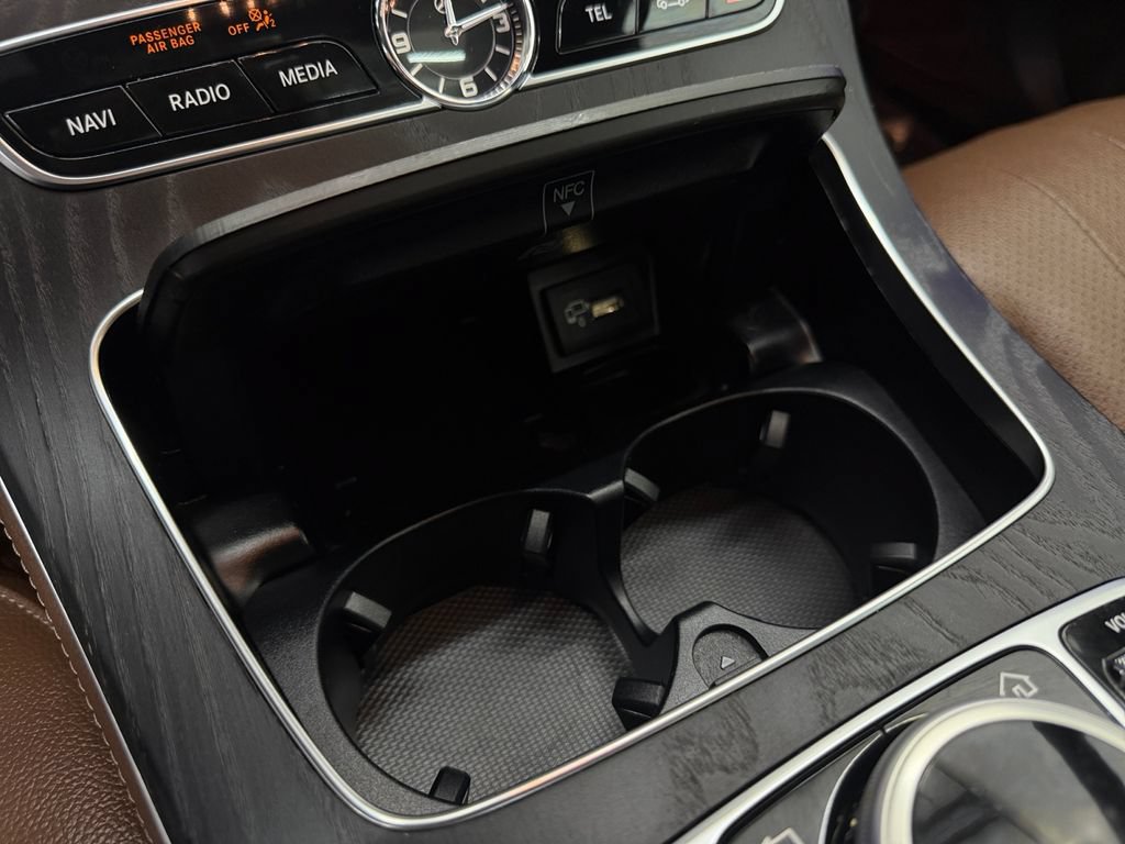 Used 2019 Mercedes-Benz E 450 4MATIC Sedan image 31