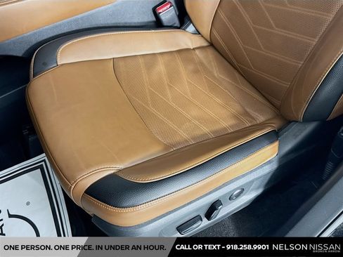 Certified 2025 Nissan Pathfinder Platinum w/ Cargo Package FWD image 20