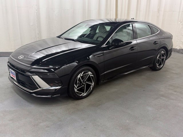 Used 2026 Hyundai Sonata SEL FWD image 3
