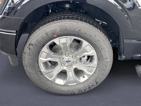 New 2026 Ford F150 Platinum w/ Equipment Group 702A High AWD/4WD image 9