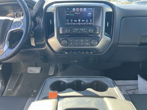 Used 2018 Chevrolet Silverado 1500 LT image 9