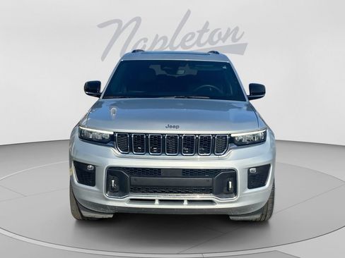 Used 2023 Jeep Grand Cherokee L Overland AWD/4WD image 9