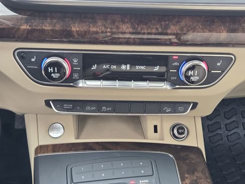 Used 2018 Audi Q5 2.0T Premium image 19