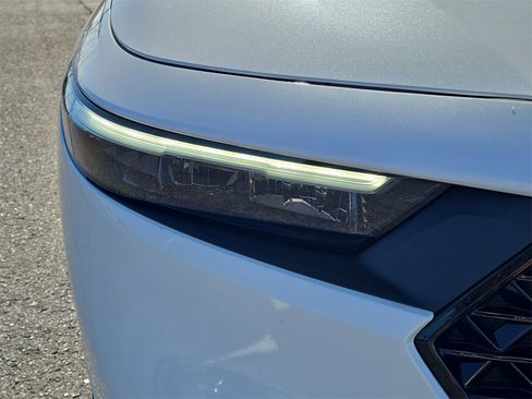 Certified 2025 Honda Accord SE image 7