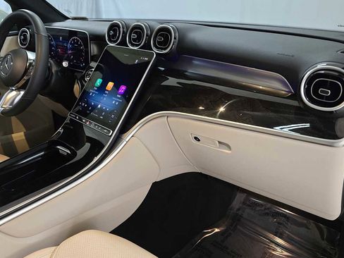 Certified 2025 Mercedes-Benz GLC 300 GLC 300 image 11