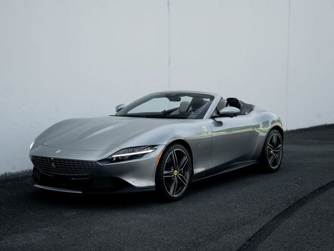Certified 2024 Ferrari Roma Spider image 7